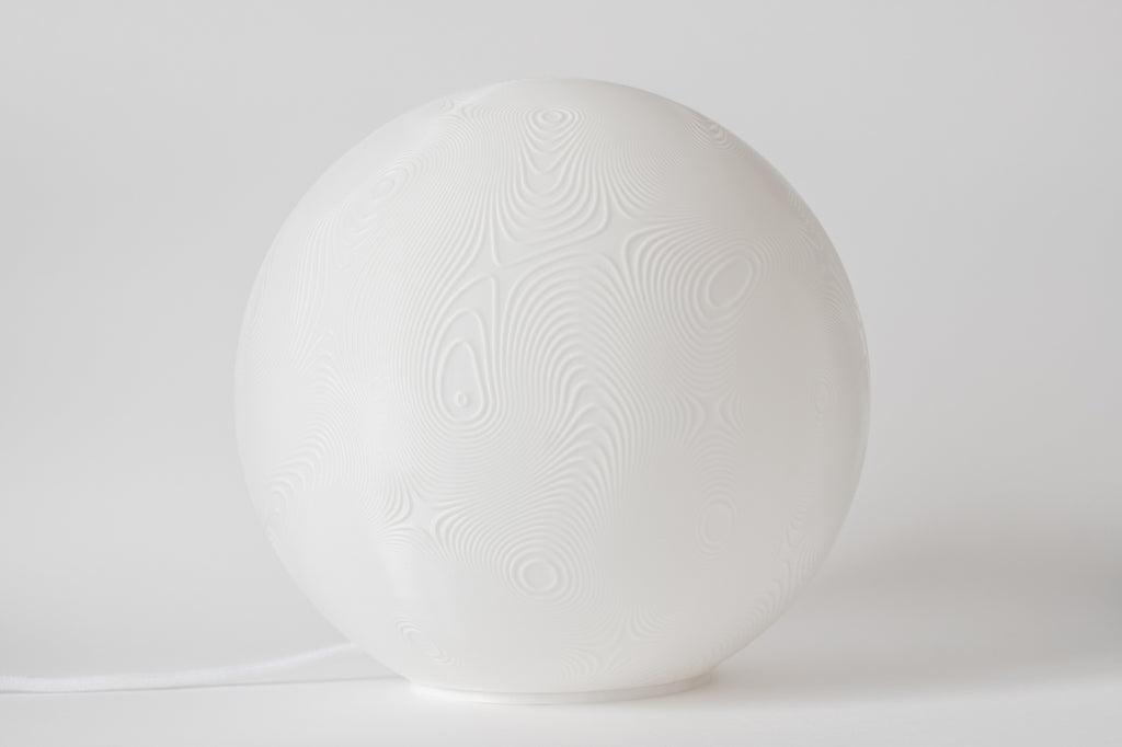 Landschap sfeerlamp als decoratieve tafellamp in warm licht