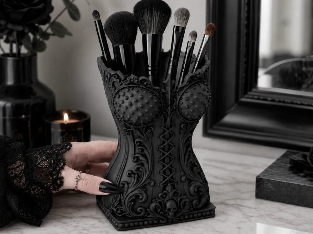 Zwarte gothic corset make-upkwastenhouder met make-upkwasten